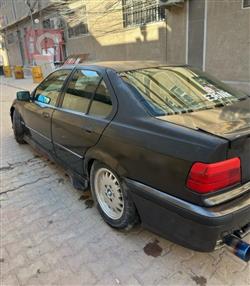 بي ام دبليو الفئة 3